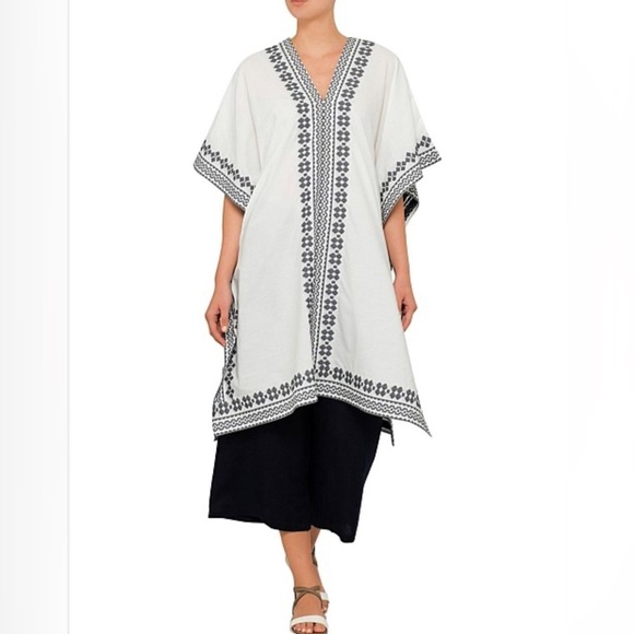 David Jones Other - DAVID JONES Women V Neck Kaftan Embroidered One Size fit S-XL Listed Size 12 NWT